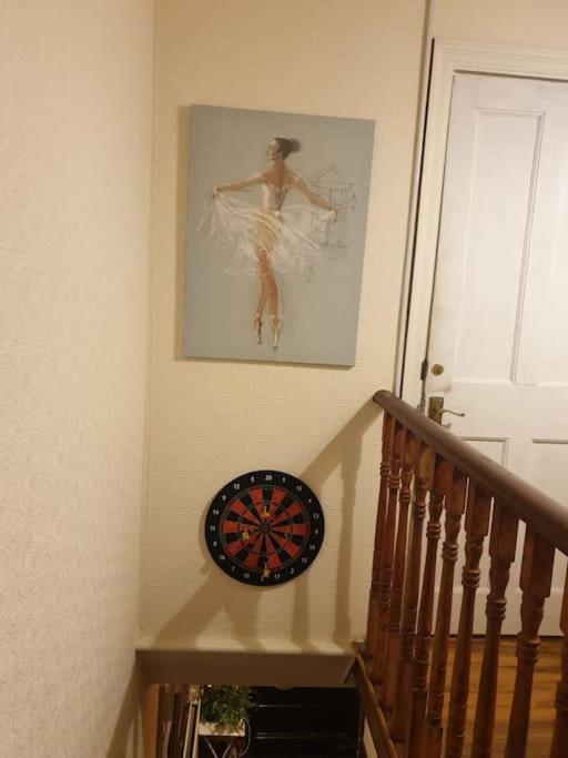 Spacious Bedroom With Private Bathroom. Abbey Wood Exteriör bild